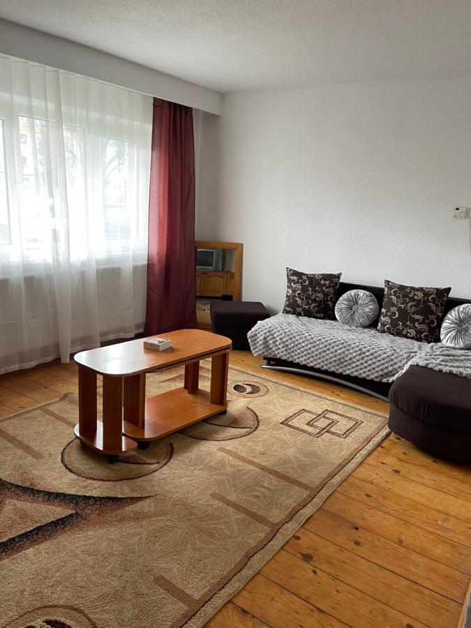 L&D Apartament Apartment Sibiu Bagian luar foto